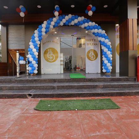 Hotel Bliss Zirakpur Ngoại thất bức ảnh