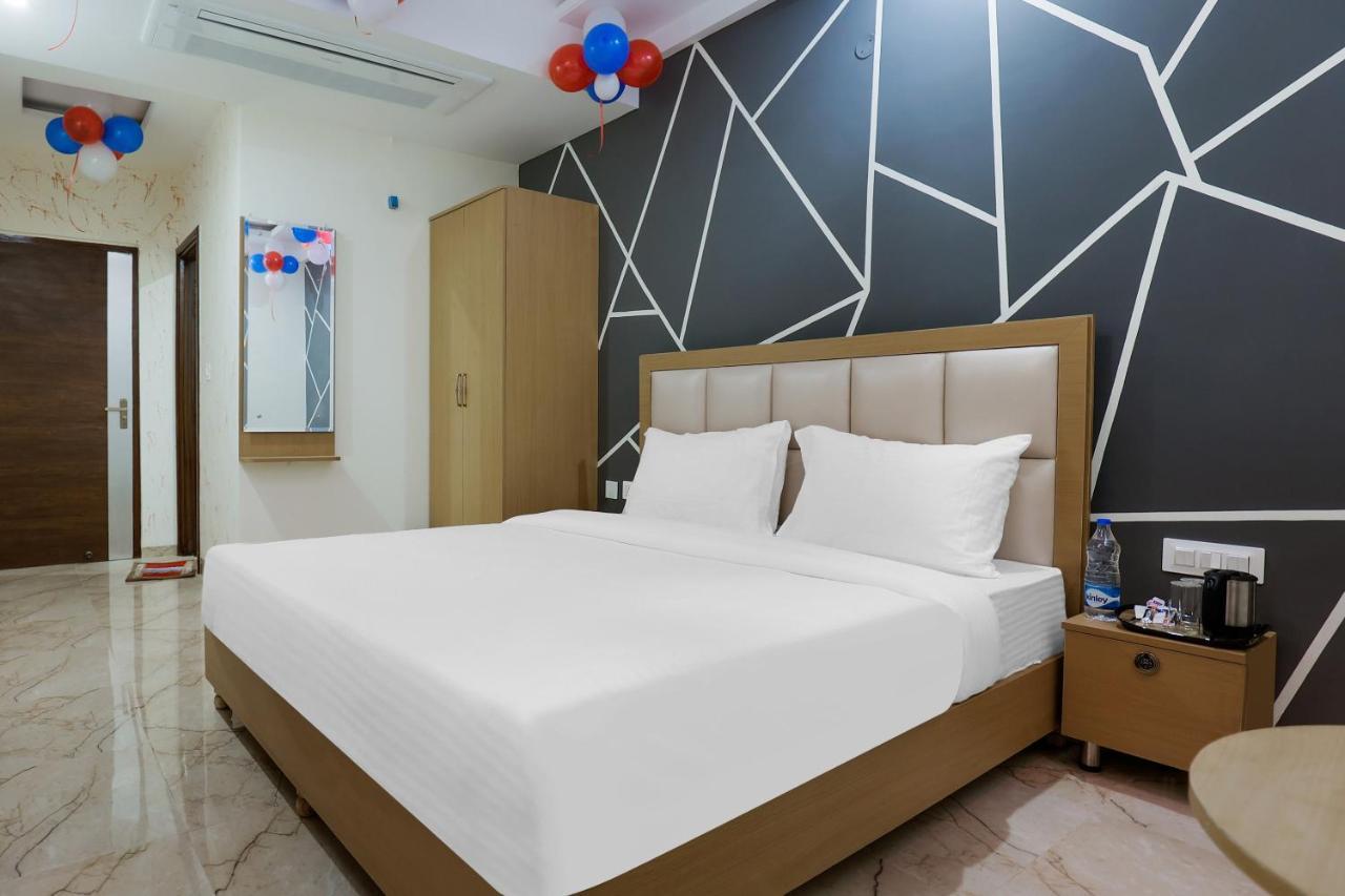 Hotel Bliss Zirakpur Ngoại thất bức ảnh