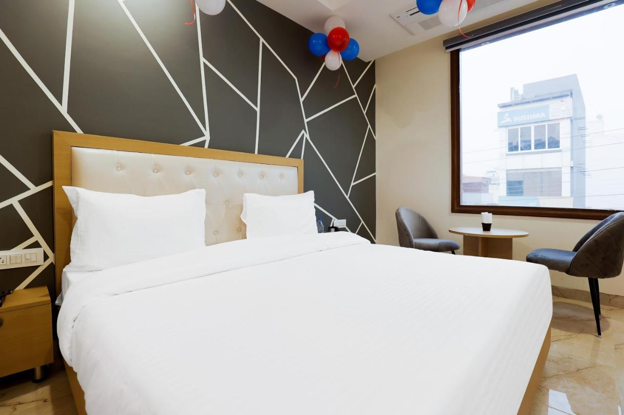 Hotel Bliss Zirakpur Ngoại thất bức ảnh