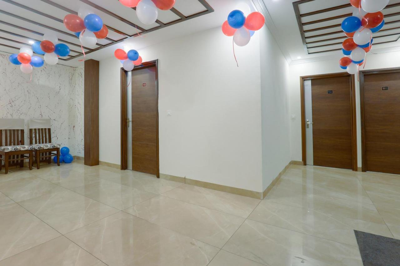 Hotel Bliss Zirakpur Ngoại thất bức ảnh