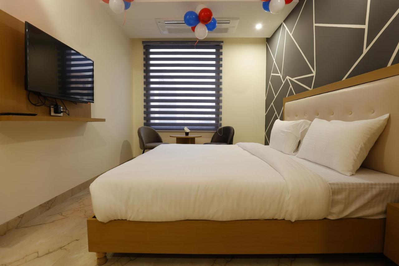 Hotel Bliss Zirakpur Ngoại thất bức ảnh